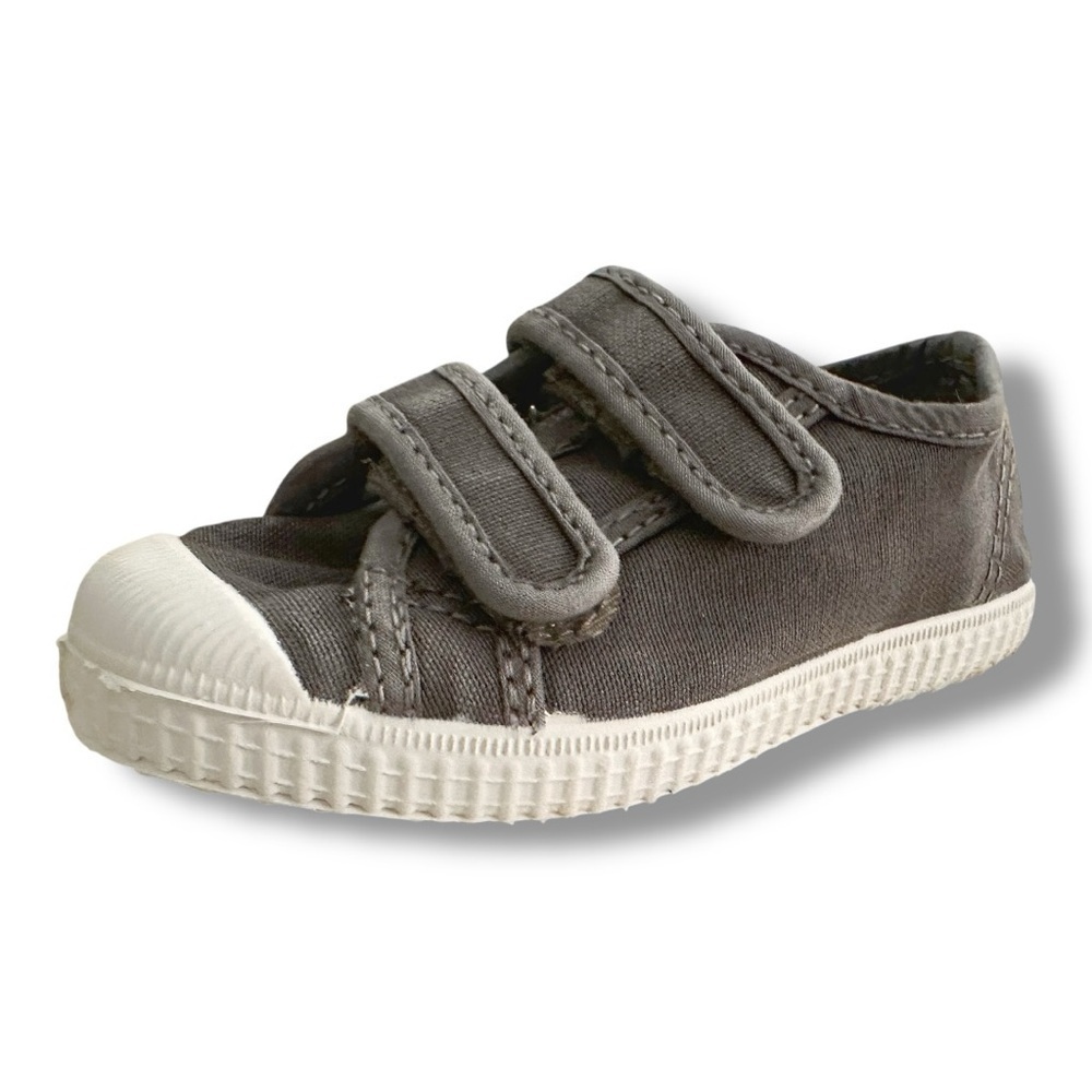 Cienta | Toddler Canvas Sneakers (8) 🩶 - Picture 5 of 7